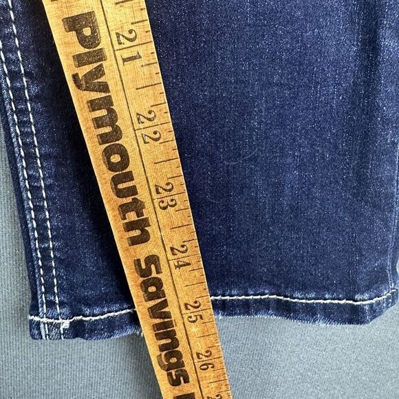 Silver Jeans Womens 26 Blue Dark Wash Suki Capri Straight Leg Distressed Denim - Picture 10 of 14